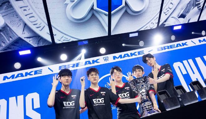 两场比赛的 两场比赛的