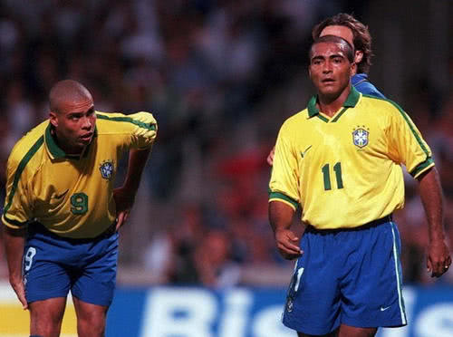 以命名权 以命名权